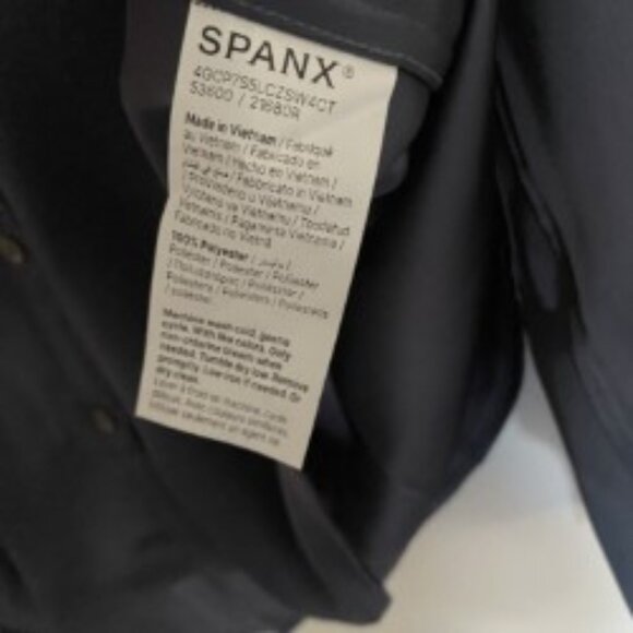 NWT Spanx Better Than Silk Button Down Shirt Large - Picture 5 of 5